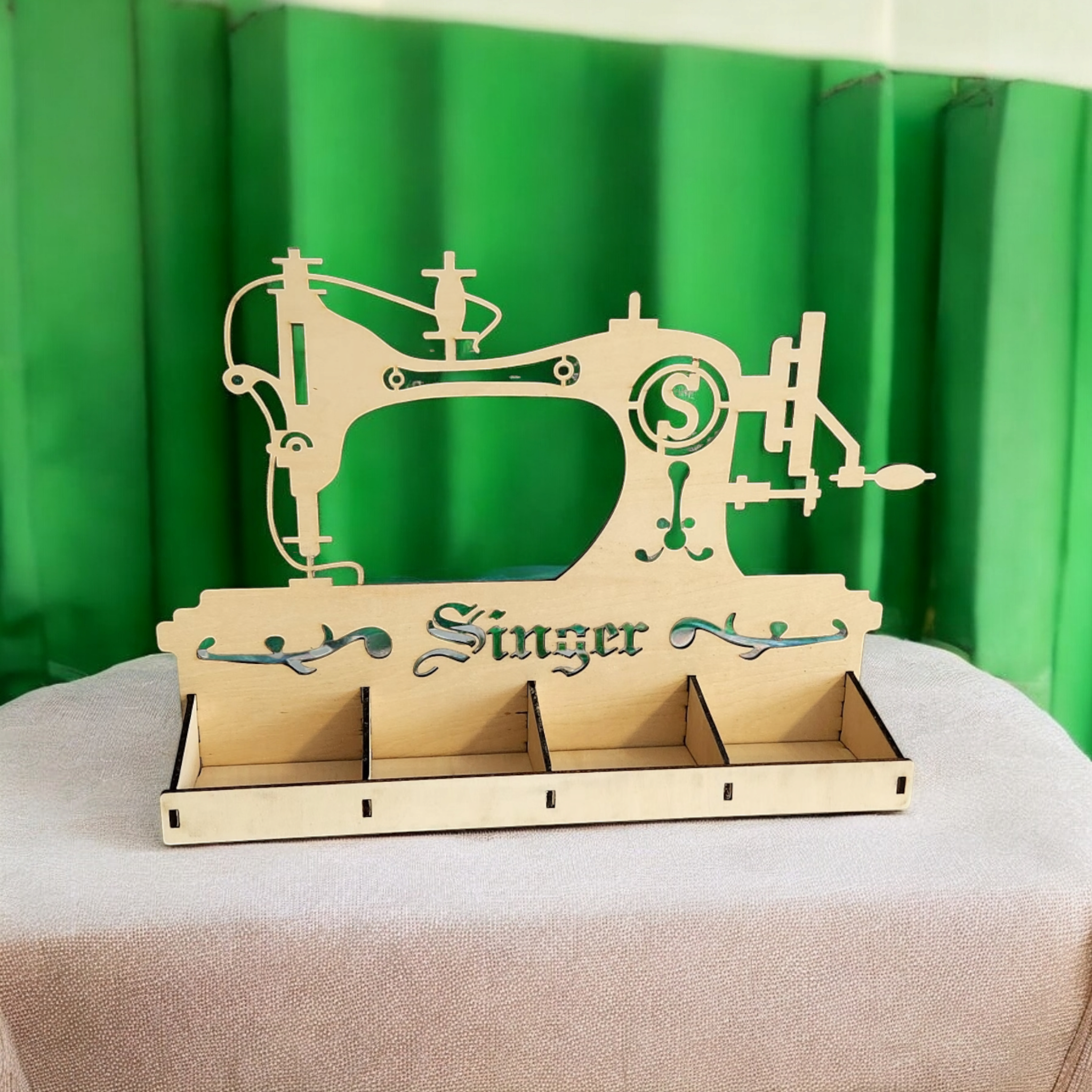 Design Holz-Organizer für Nähzubehör – Bild 2